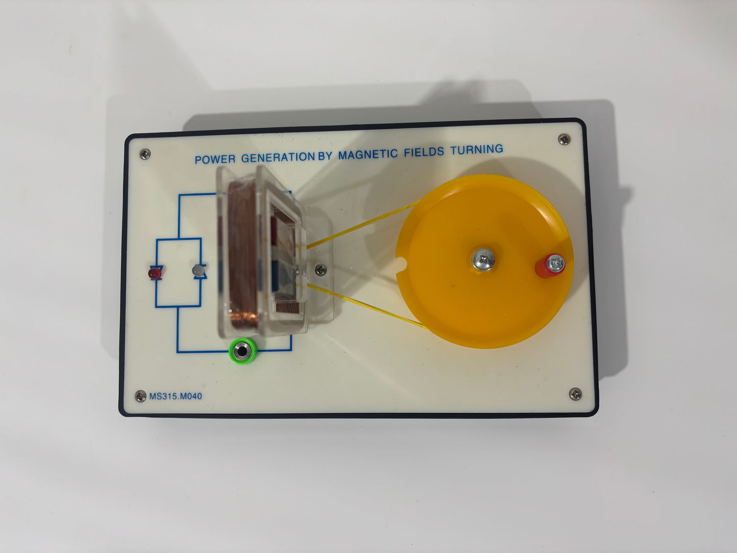 Maquette production du courant -aimant tournant- (MD014)